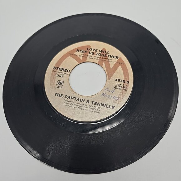 Love Will Keep Us Together The Captain and Tennille 45 RPM Vinyl Record - Picture 2 of 2